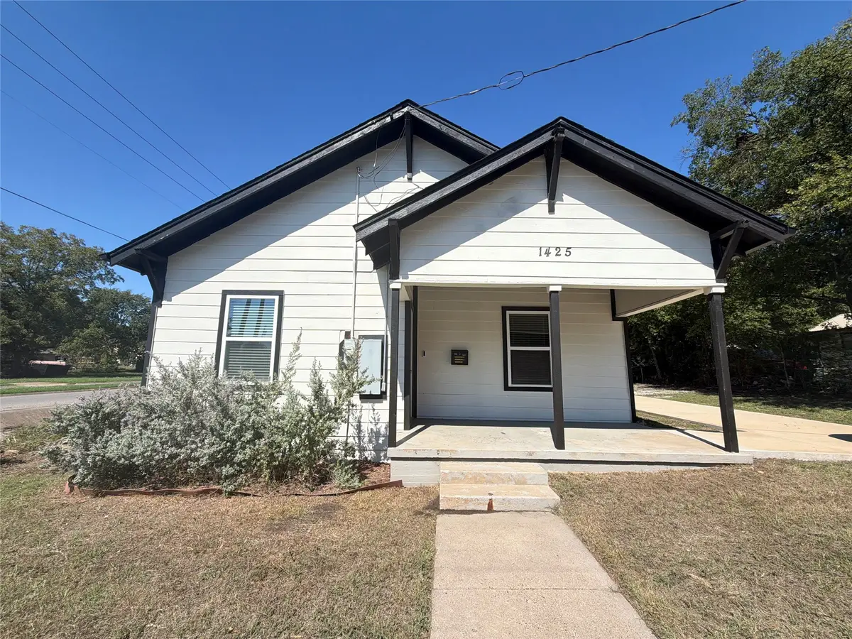 1425 E Cherry Street, Sherman, TX 75090 - #1