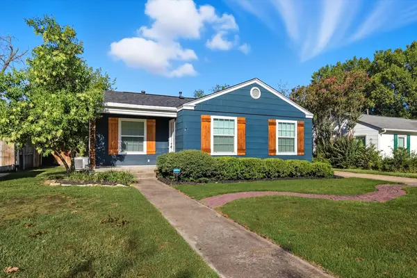 4028 Boyd Avenue, Fort Worth, TX 76109
