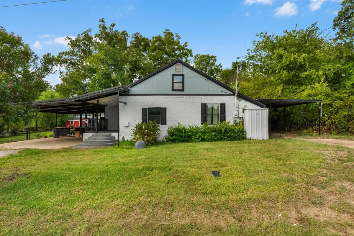 702 Monticello Drive, Springtown, TX 76082 - #1