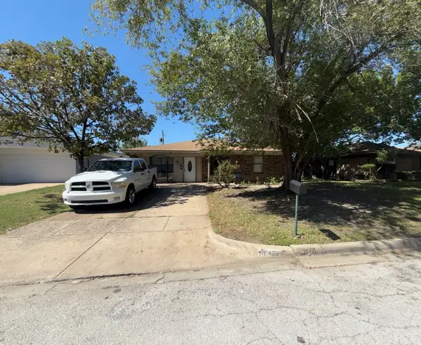 420 Allencrest Drive, White Settlement, TX 76108