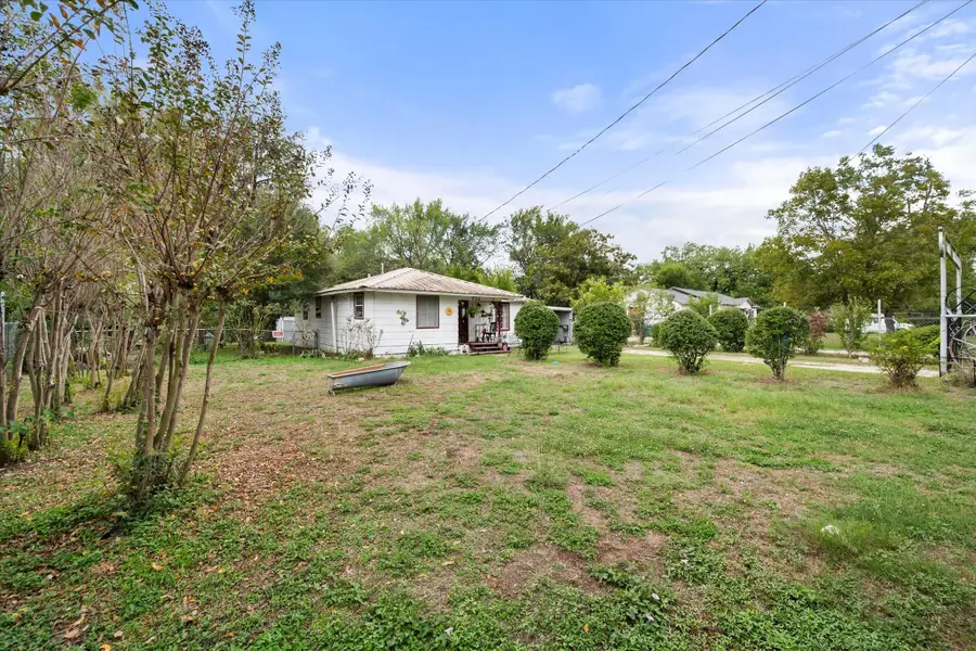 712 E Liberty Street, Mexia, TX 76667 - #3