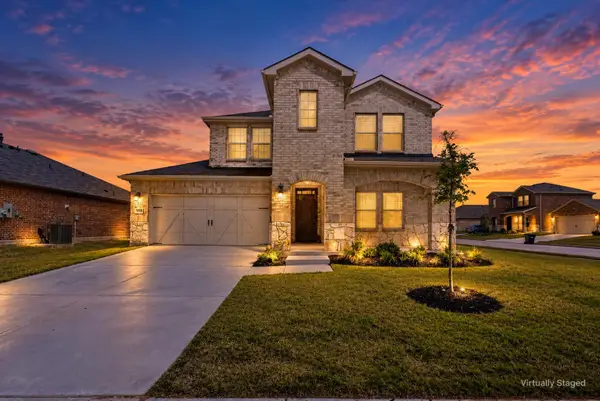 2555 Quiet Oak Lane, Crandall, TX 75114