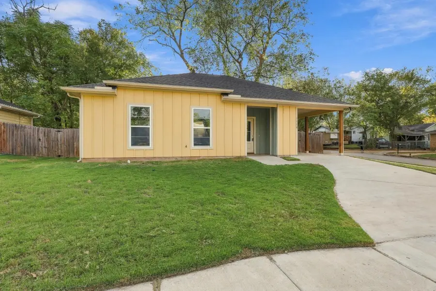 1116 S 6th Avenue, Denison, TX 75021 - #3