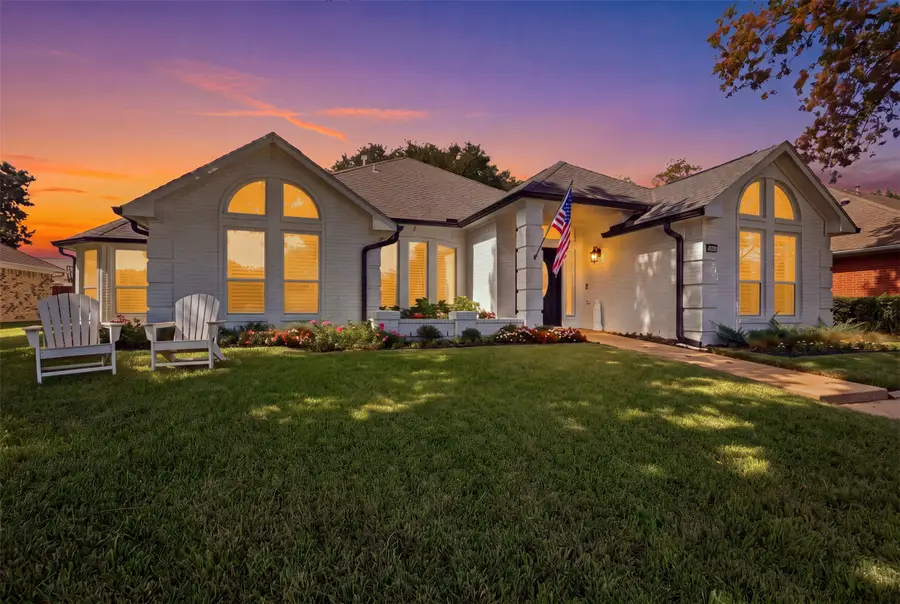121 Lansdowne Circle, Coppell, TX 75019 - #2