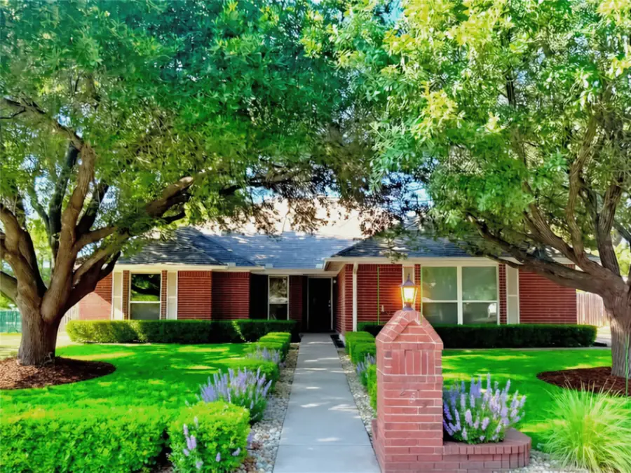 232 Crescent Drive, Hewitt, TX 76643 - #2