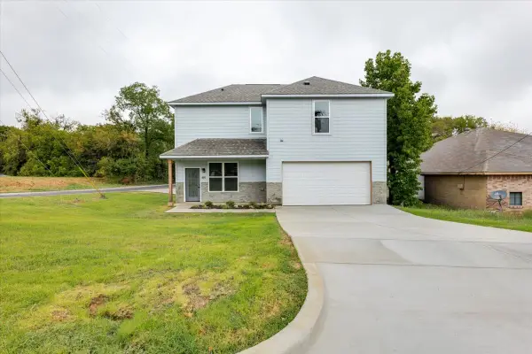 401 E Mulberry Street, Decatur, TX 76234