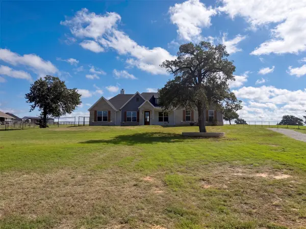 1532 Turpin Lake Road, Poolville, TX 76487