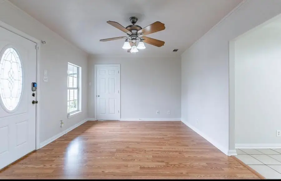 1618 Ash Street, Grand Prairie, TX 75050 - #2