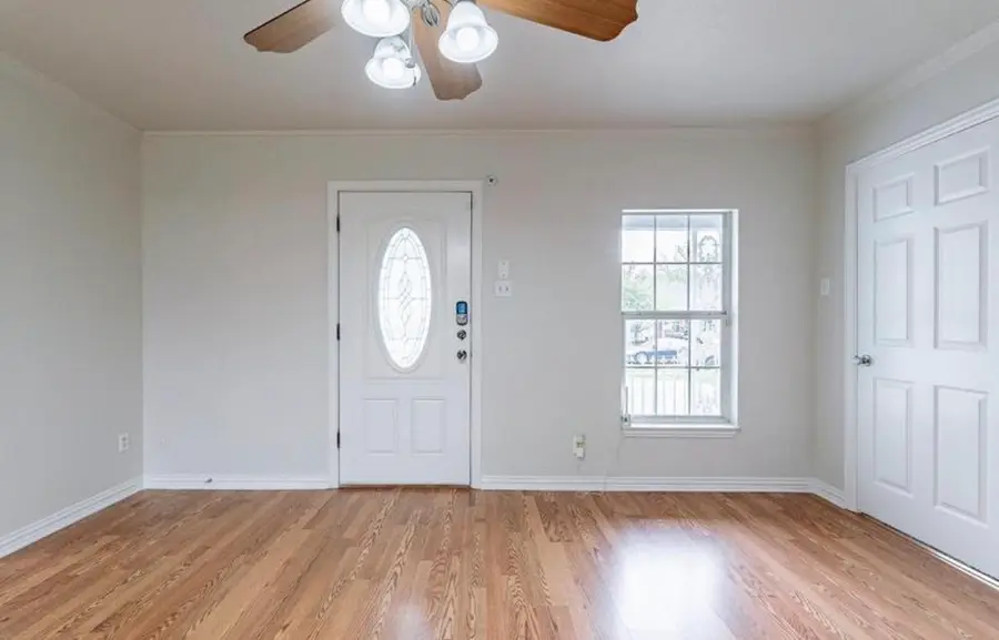 1618 Ash Street, Grand Prairie, TX 75050 - #3