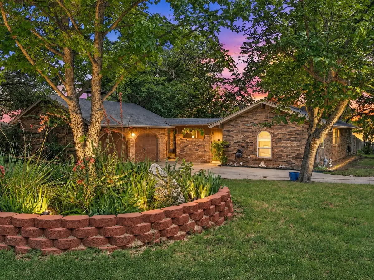 5310 Westminster Court S, Fort Worth, TX 76133 - #1