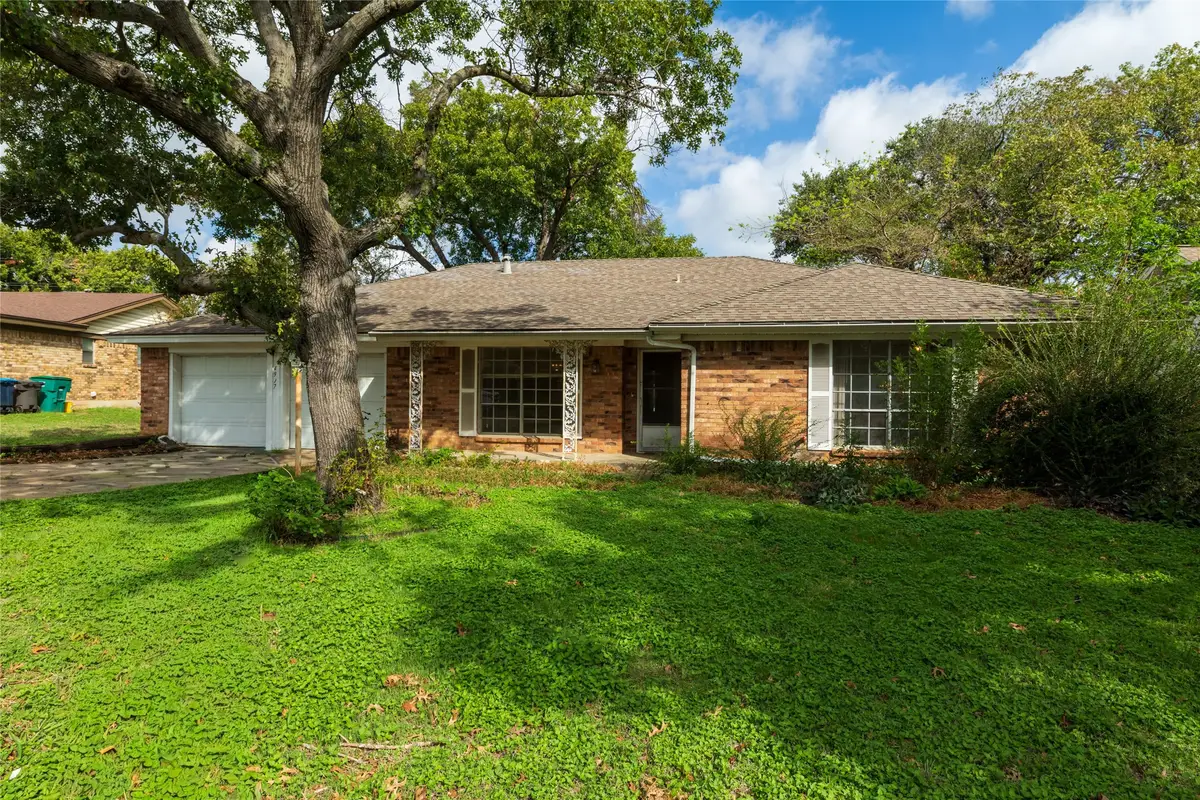 4917 Emerald Lake Drive, Fort Worth, TX 76103 - #1