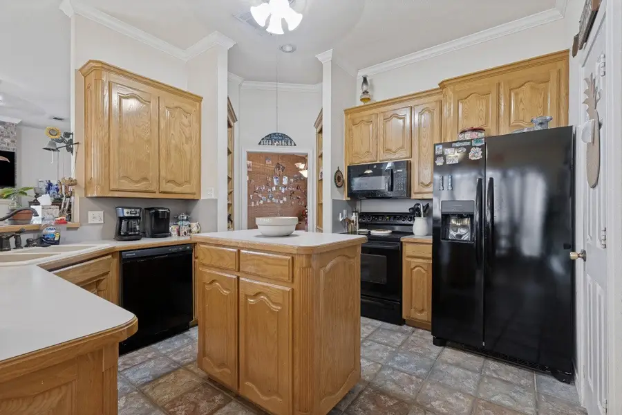 609 South Drive, Springtown, TX 76082 - #3