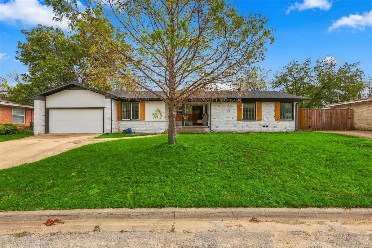 2740 Spruce Park Drive, Richland Hills, TX 76118 - #1