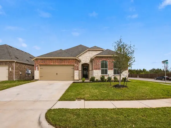 1818 Holden Drive, Cedar Hill, TX 75104