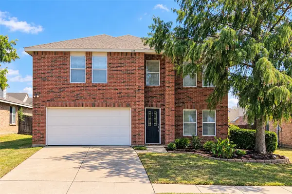 513 Keble Drive, Fort Worth, TX 76036