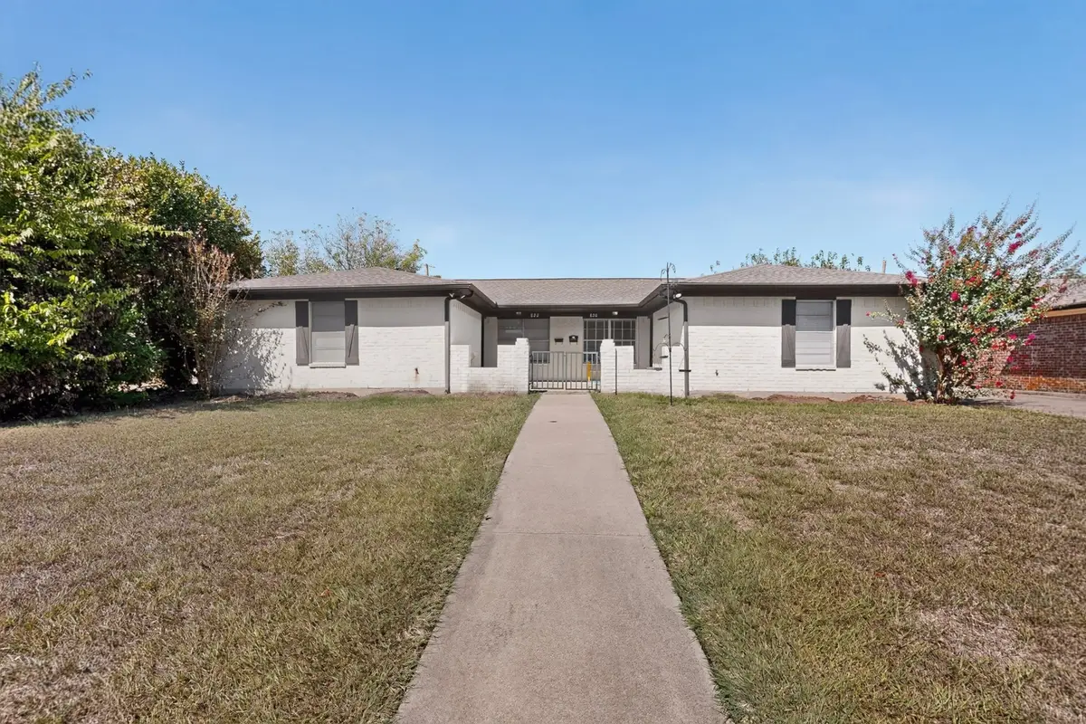 820 Ash Street, Burleson, TX 76028 - #1