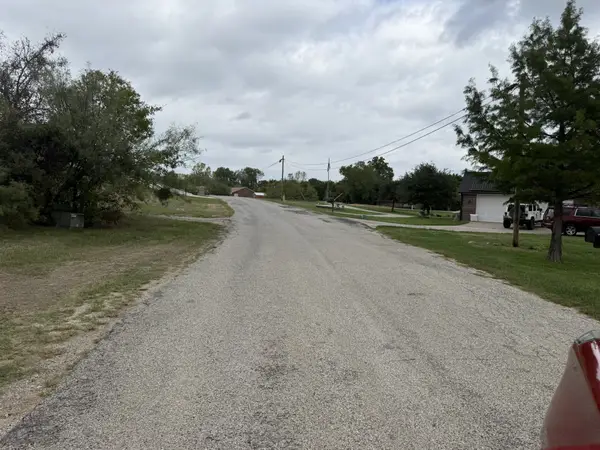 Lot 8 Lanai Drive, Runaway Bay, TX 76426