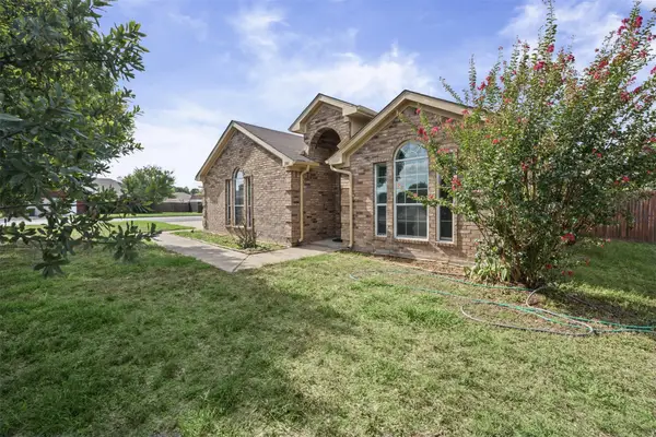 301 Wintergreen Court, Weatherford, TX 76085
