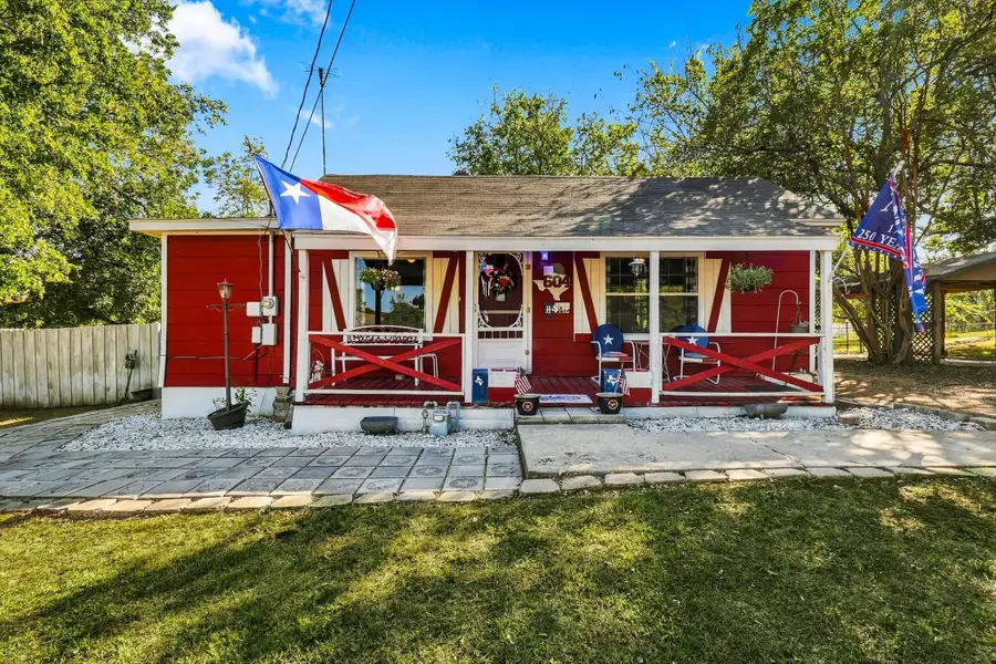 604 E South Street, Whitesboro, TX 76273 - #2