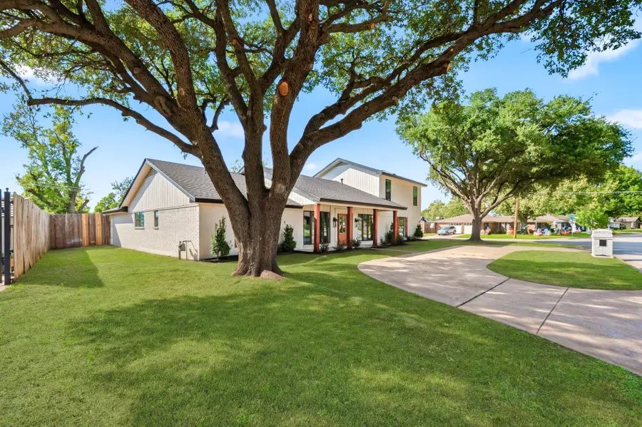 2033 Mountainview Drive, Hurst, TX 76054 - #3