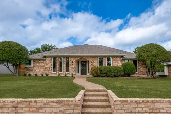 1909 Chestnut Hill Lane, Richardson, TX 75082
