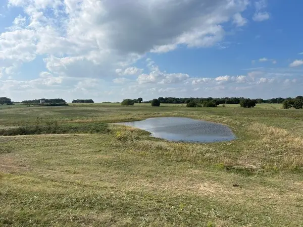 26N AC Huddleston, Sunset, TX 76270