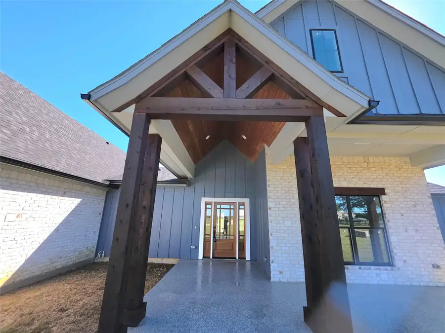 2124 Sundance Rd Road, Whitesboro, TX 76273 - #2