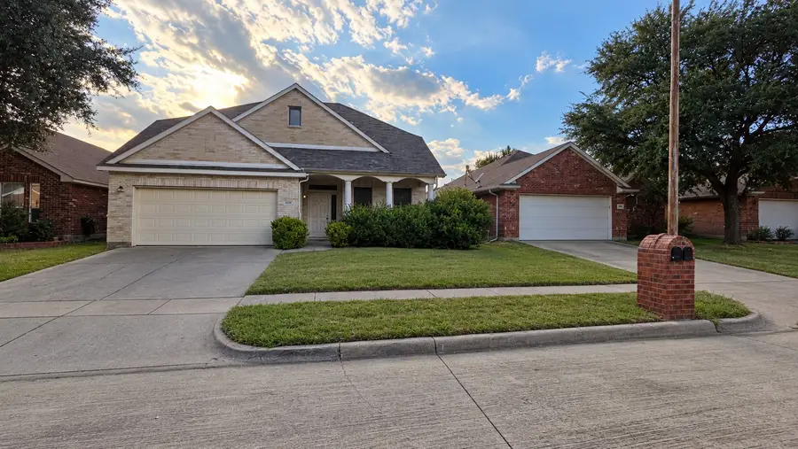6610 Kinross Drive, Arlington, TX 76002 - #2
