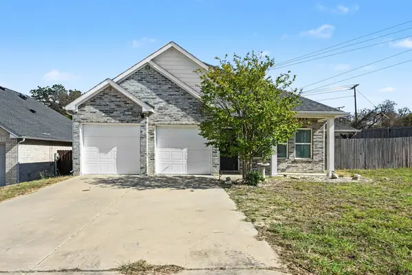 819 N Ridge Drive, White Settlement, TX 76108