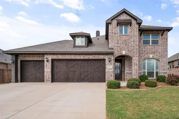 807 Imperial Way, Mansfield, TX 76063