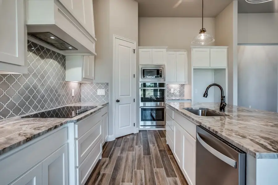 406 Red Bird Drive, Springtown, TX 76082 - #2