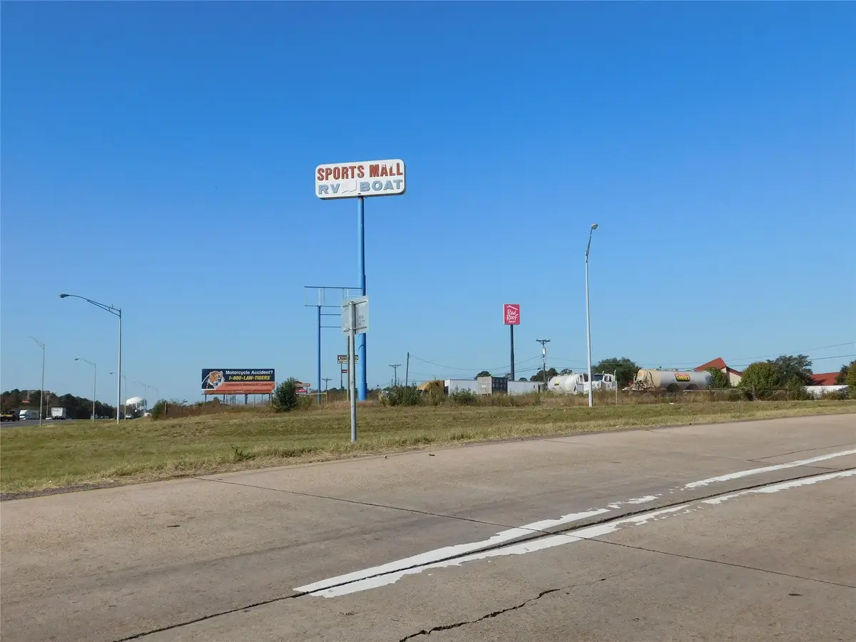 7295 Greenwood Road, Shreveport, LA 71119 - #1