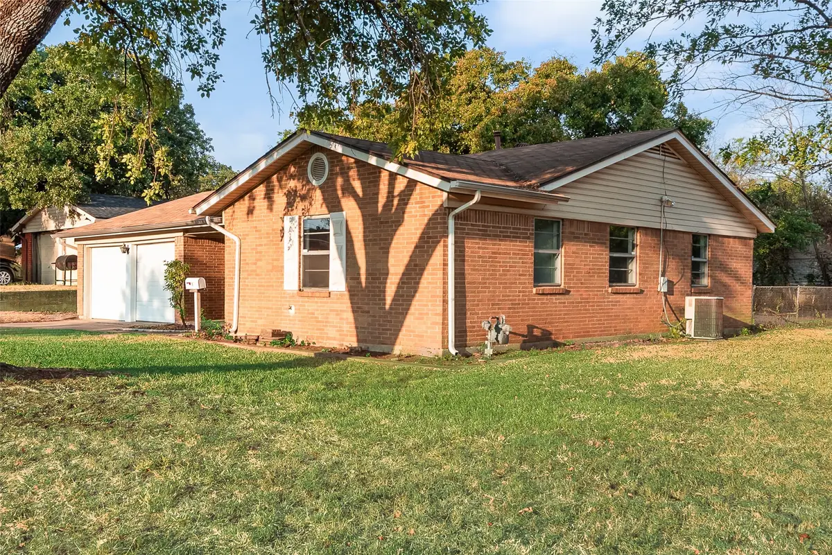 6609 Trailwood Drive, Forest Hill, TX 76140 - #1
