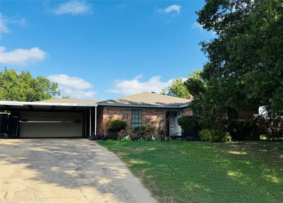 501 E Oak Street, Aledo, TX 76008 - #2