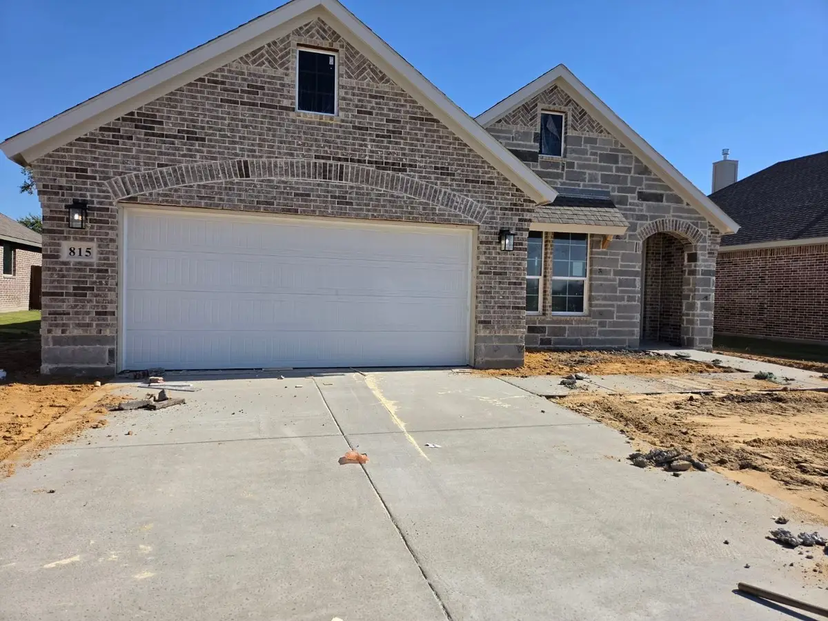 815 Silverleaf Drive, Ennis, TX 75119 - #1