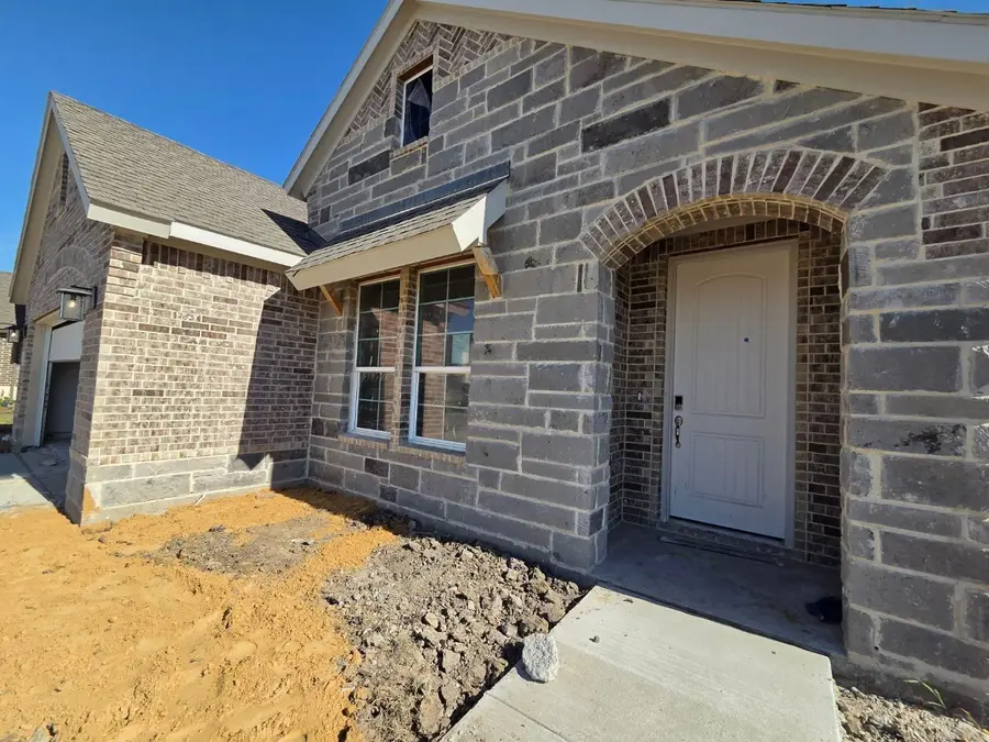 815 Silverleaf Drive, Ennis, TX 75119 - #3