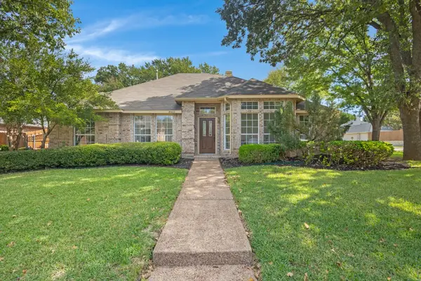 8000 Arlie Lane, North Richland Hills, TX 76182