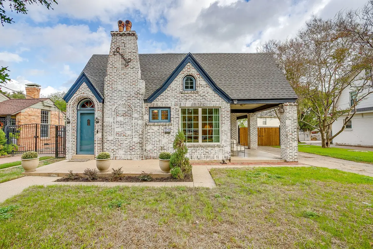 2711 Scott Avenue, Fort Worth, TX 76103 - #1