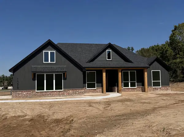 1098 Colt Road, Springtown, TX 76082