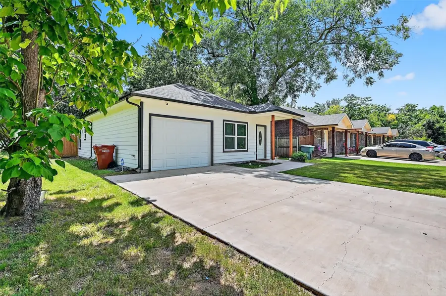 515 N East Street, Sherman, TX 75090 - #2