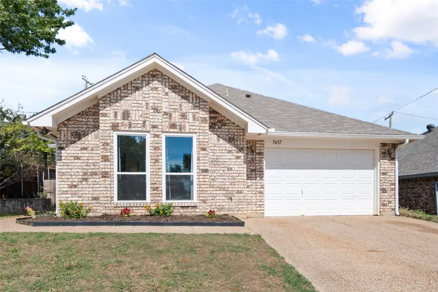 7437 Little Rock Lane, Fort Worth, TX 76120 - #2