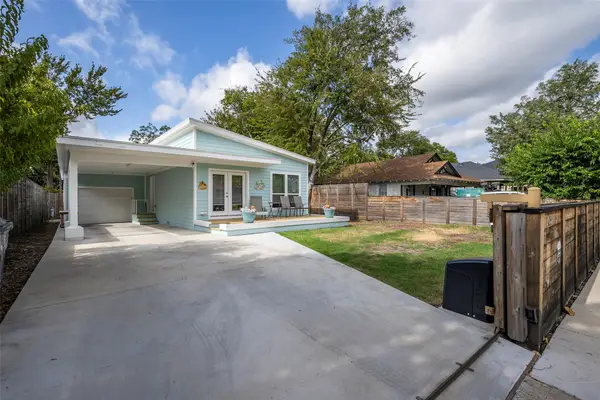 1031 Grandview Avenue, Dallas, TX 75223