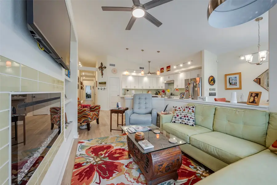 1031 Grandview Avenue, Dallas, TX 75223 - #3