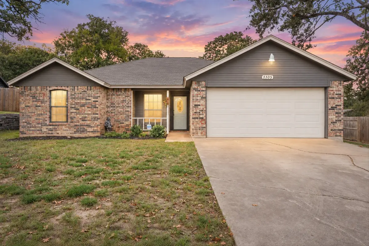 1105 Lakeview Drive, Azle, TX 76020 - #1