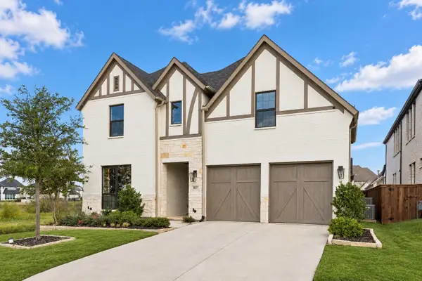 8617 Hawthorn Drive, The Colony, TX 75056