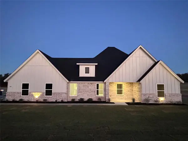 132 Aslan Road, Poolville, TX 76487