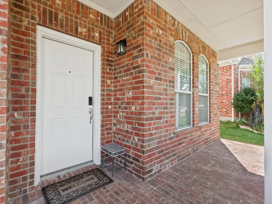 810 Grove Drive, Garland, TX 75040 - #2