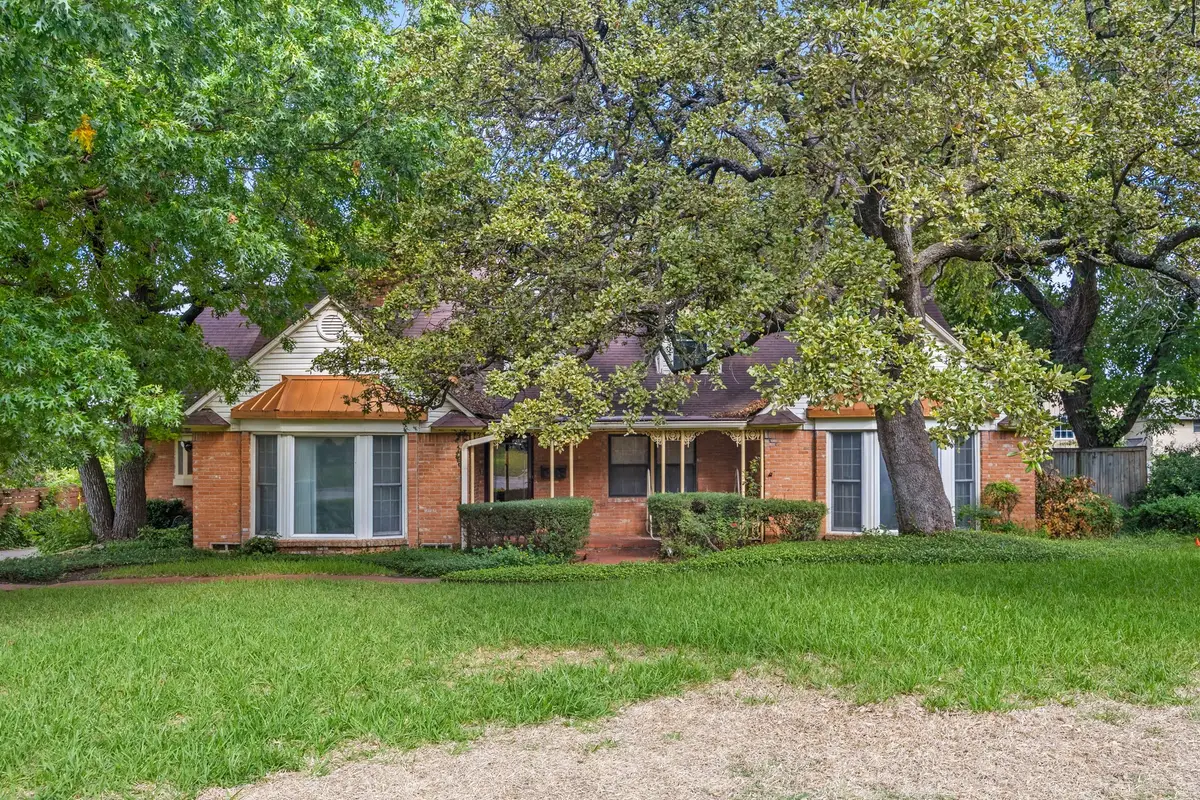 1513 Francis Street, Carrollton, TX 75006 - #1