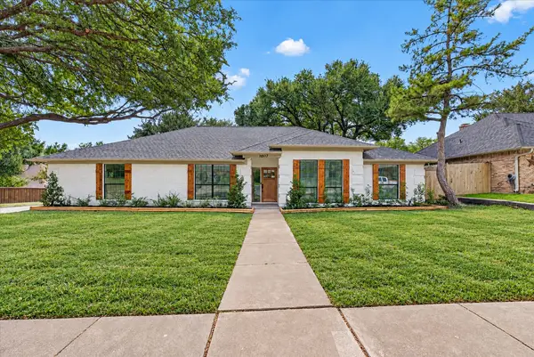 10117 Stoneleigh Drive, Benbrook, TX 76126