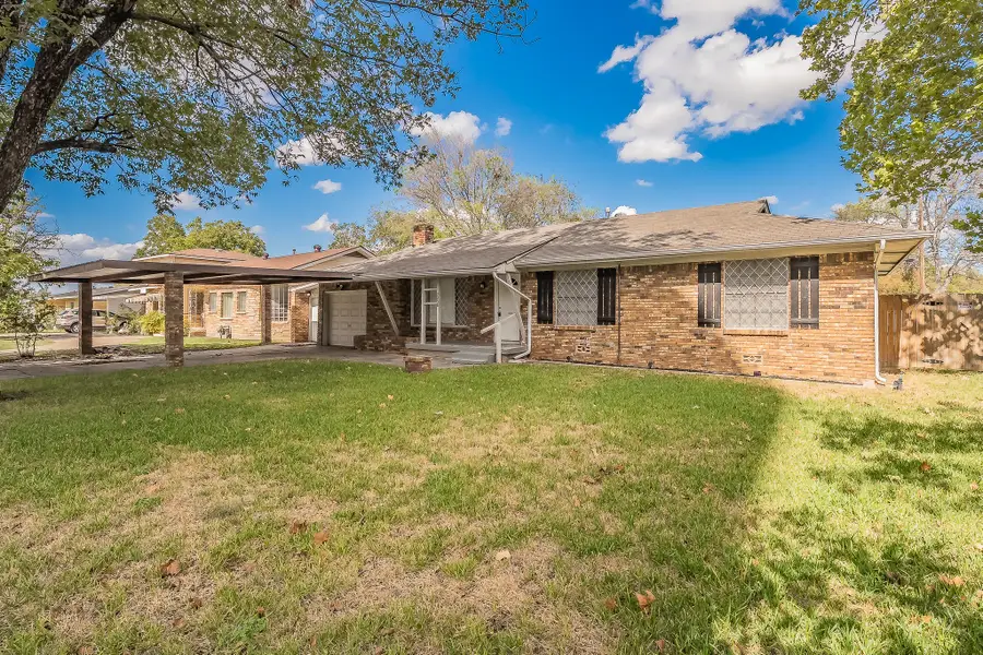 2258 Roberts Cut Off Road, Sansom Park, TX 76114 - #2